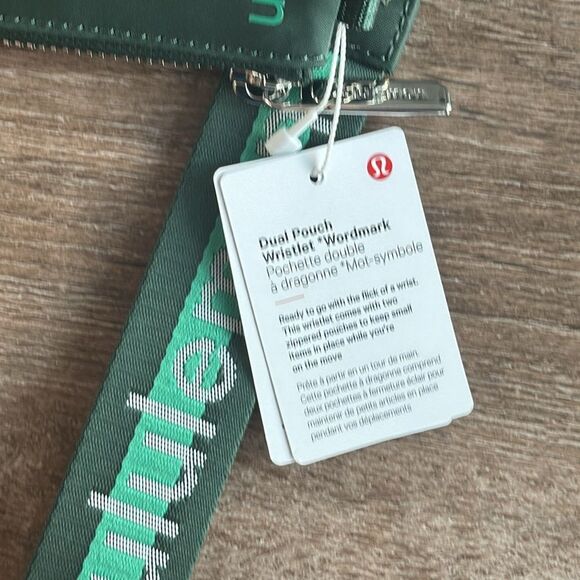 Lululemon Dual Pouch Wristlet Wordmark Legacy Green/Cascadia Green/White NWT - Picture 5 of 5